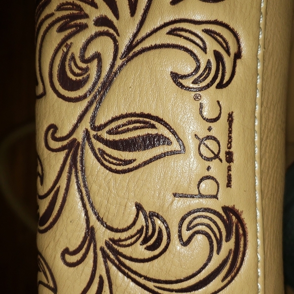 B.O.C. Born Concept Purse - Picture 9 of 10